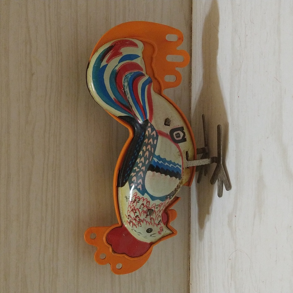 Vintage Rooster Tin Windup Toy (Missing Key)